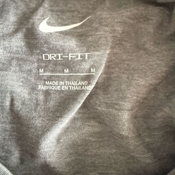 Nike Swimshirt Grey Medium NWT IN PACKAGE - Picture 5 of 7